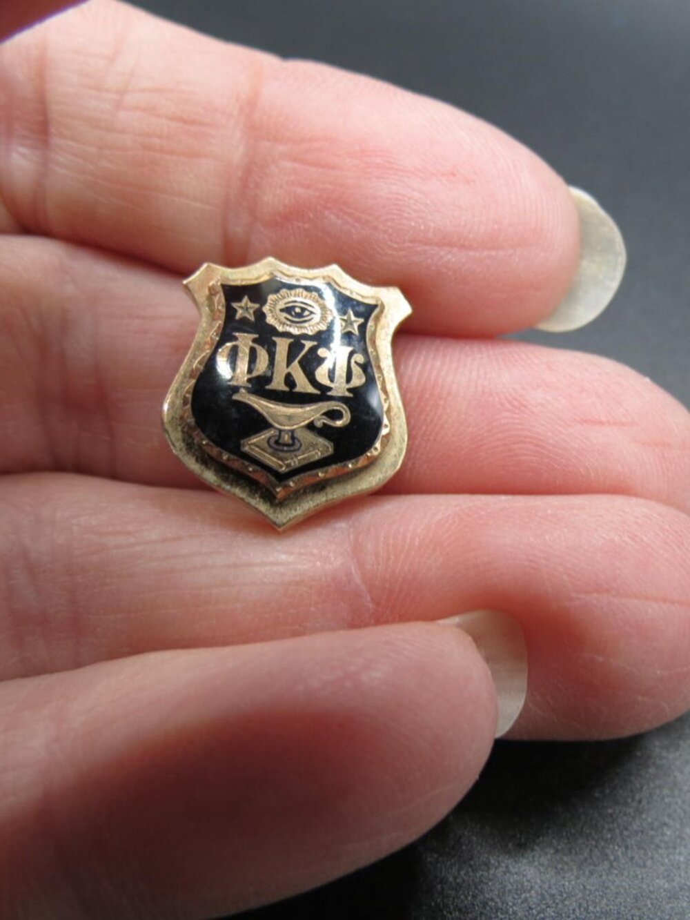 VTG 1941 Phi Kappa Psi UCLA California Epsilon Gold Enamel Pin Badge Baldwin